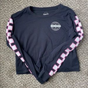 Hollister tee